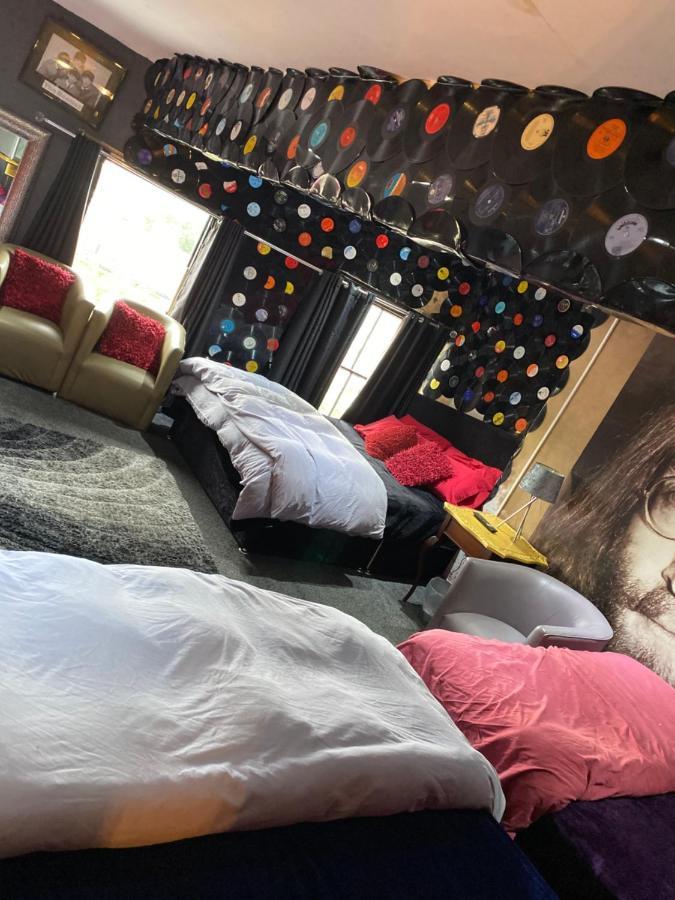 Liverpool Party Pad Hotel Екстериор снимка