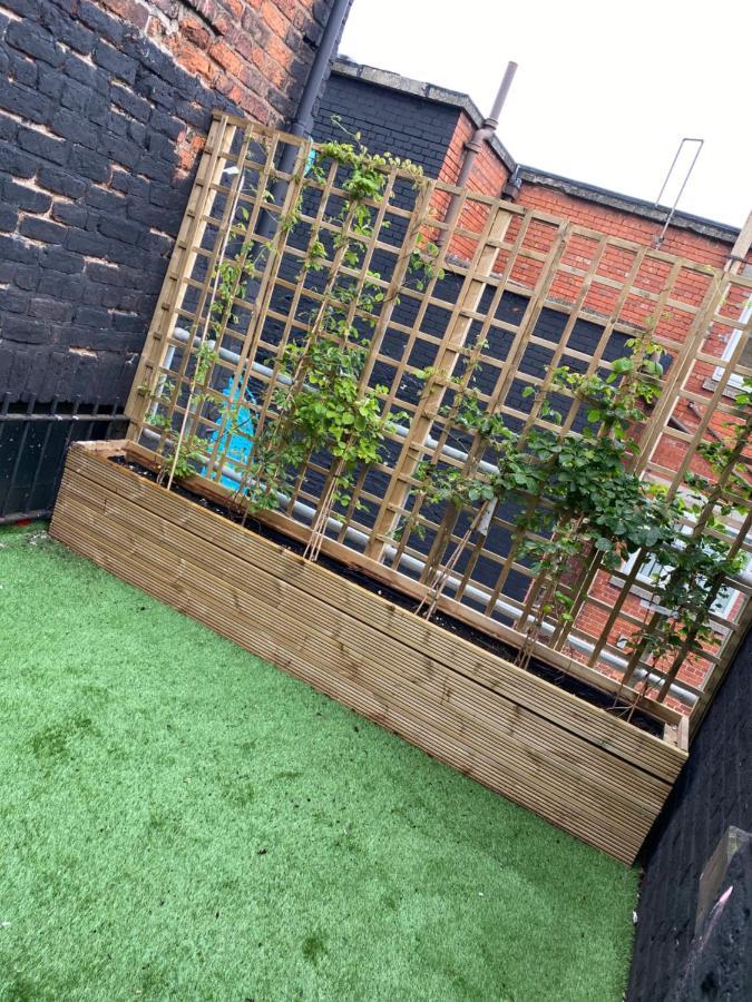 Liverpool Party Pad Hotel Екстериор снимка