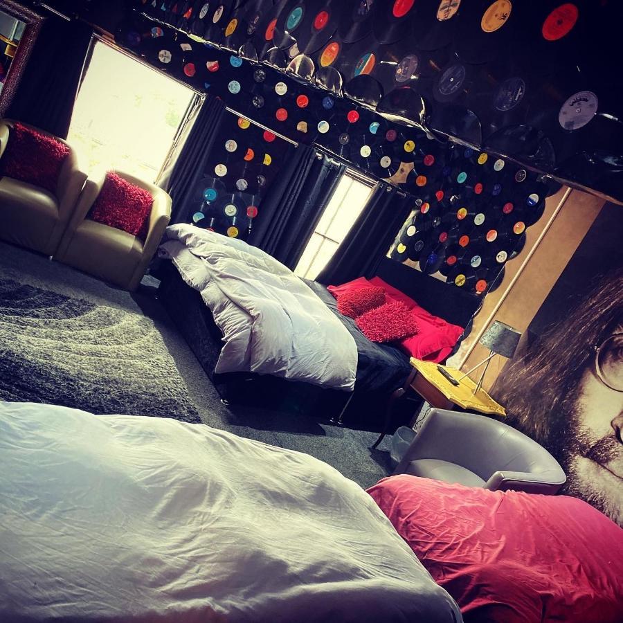 Liverpool Party Pad Hotel Екстериор снимка