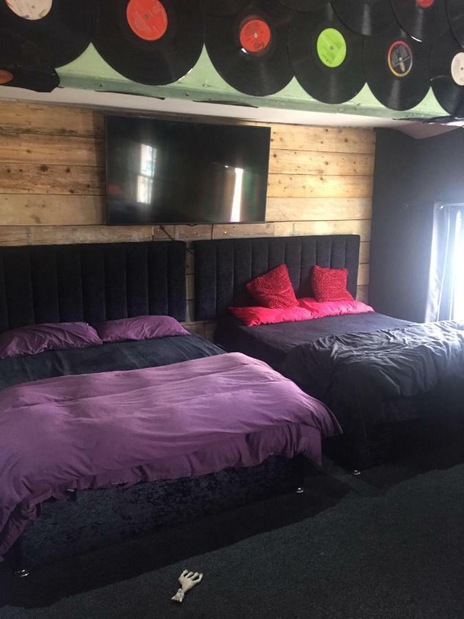 Liverpool Party Pad Hotel Екстериор снимка