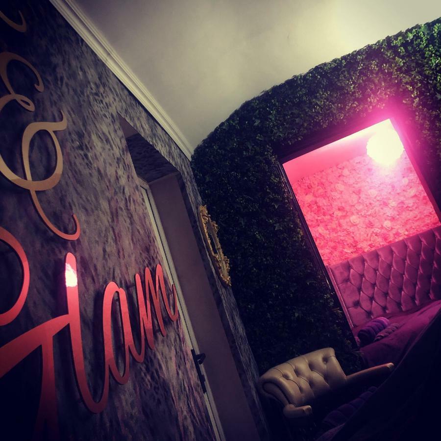 Liverpool Party Pad Hotel Екстериор снимка